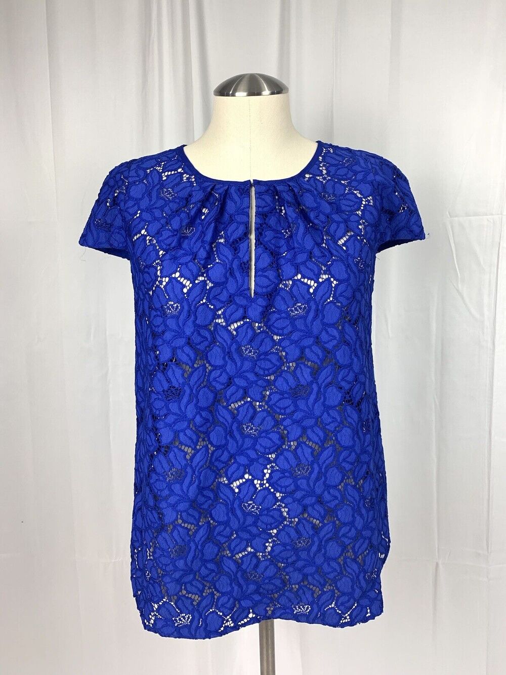 J.Crew Blue Floral Lace Cap Sleeve Blouse Shirt Size 4 Feminine Coquette Preppy